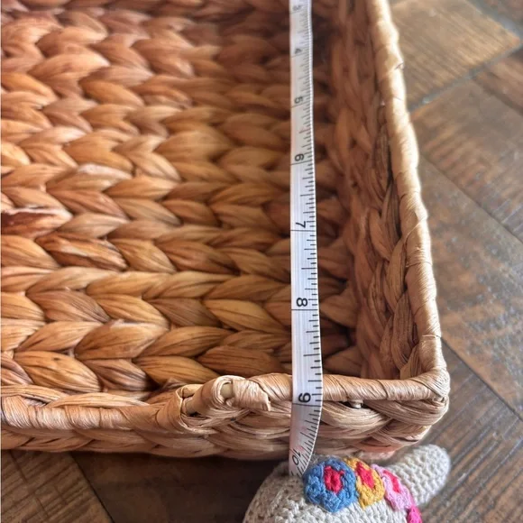 IKEA Woven Square Napkin Holder - Natural Straw - Picture 5 of 9